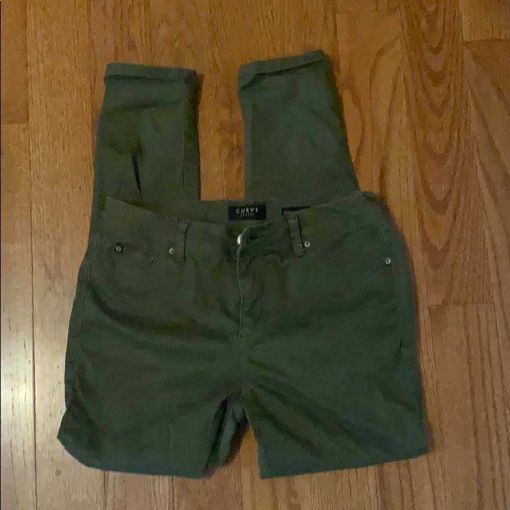 Curve appeal minimalist jegging